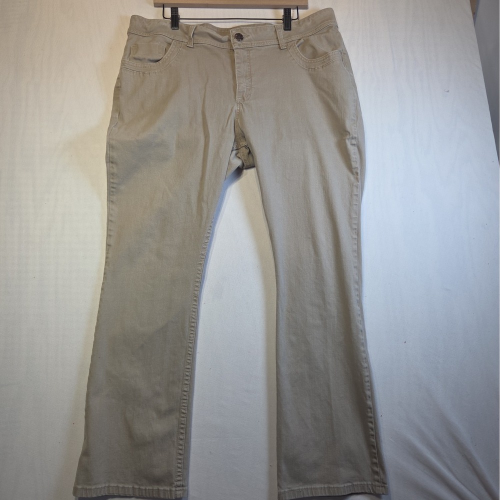 Riders by Lee Women's 16W Medium Mid Rise Bootcut Stretch Khaki Beige Pants